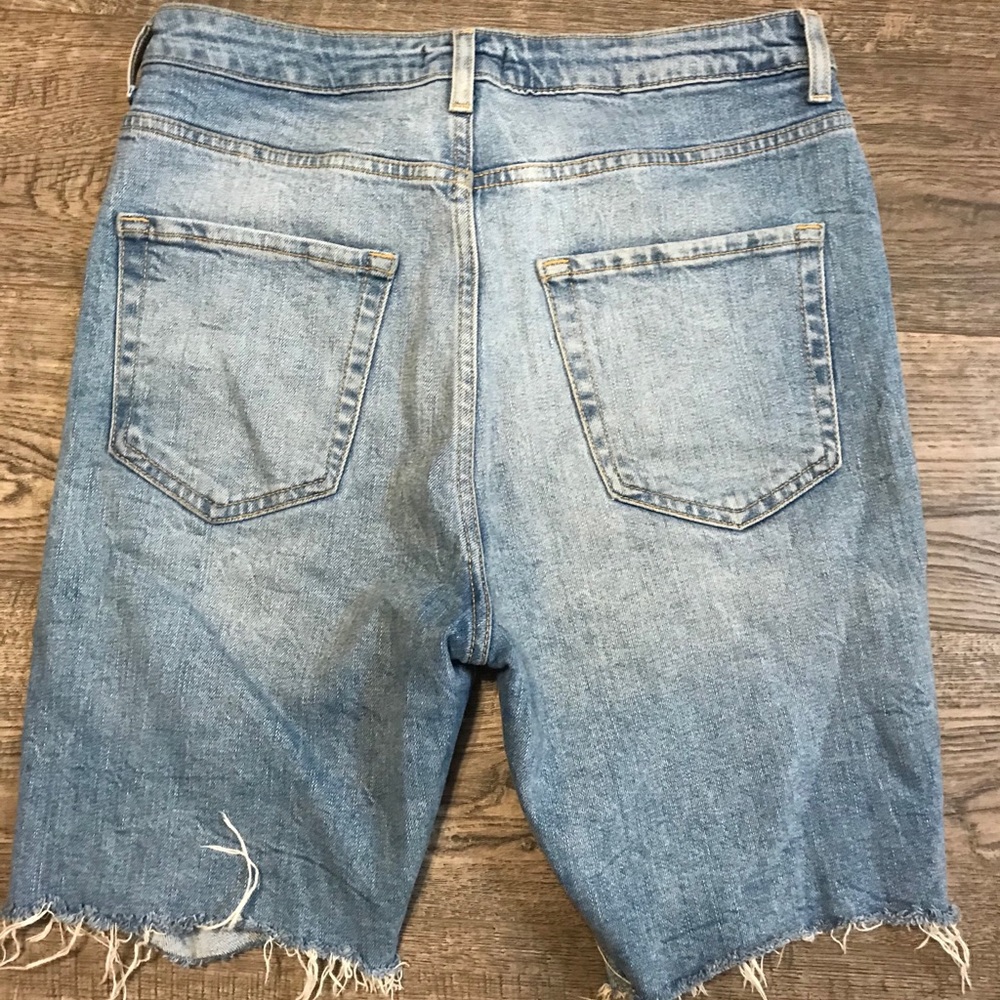 Bermuda shorts - Picture 3 of 4